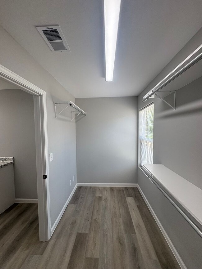Building Photo - 3 Bed 2 Bath - New Construction Brick Homes