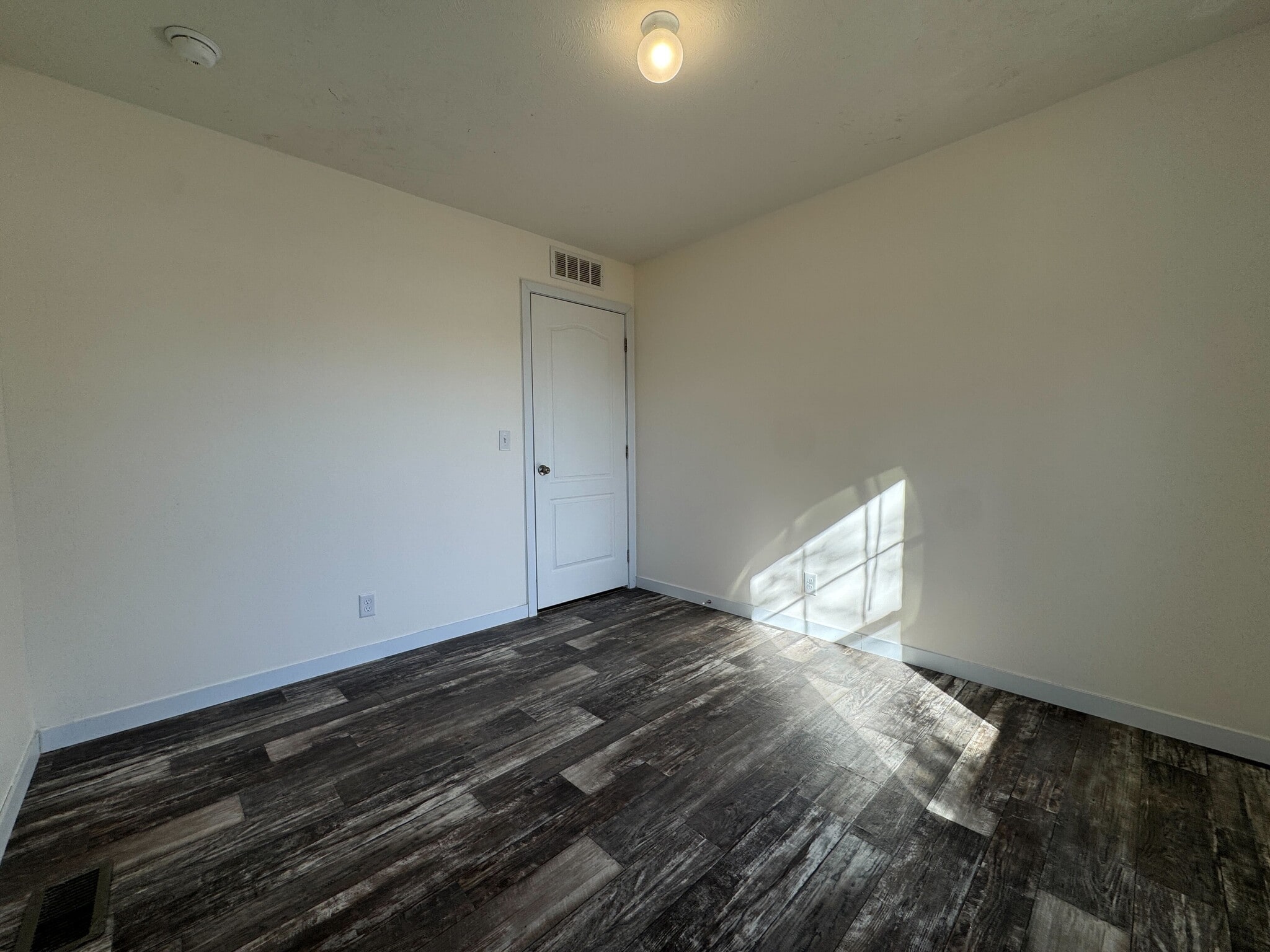 Building Photo - 3701 2nd St