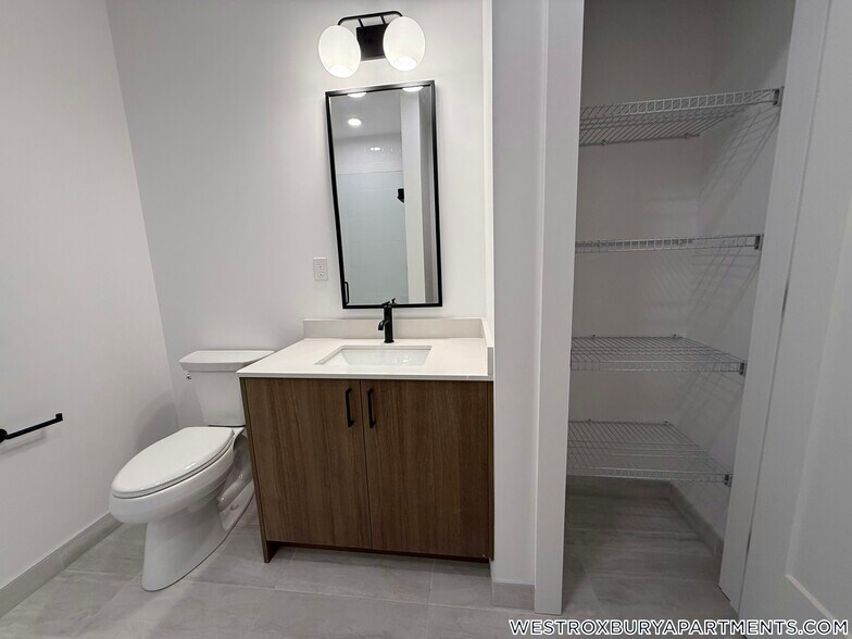 Building Photo - 199 Gardner St