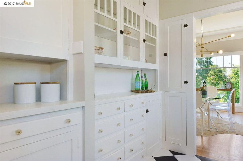 Building Photo - 4121 Greenwood Ave