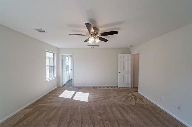 Building Photo - 14350 Persimmon Woods Dr