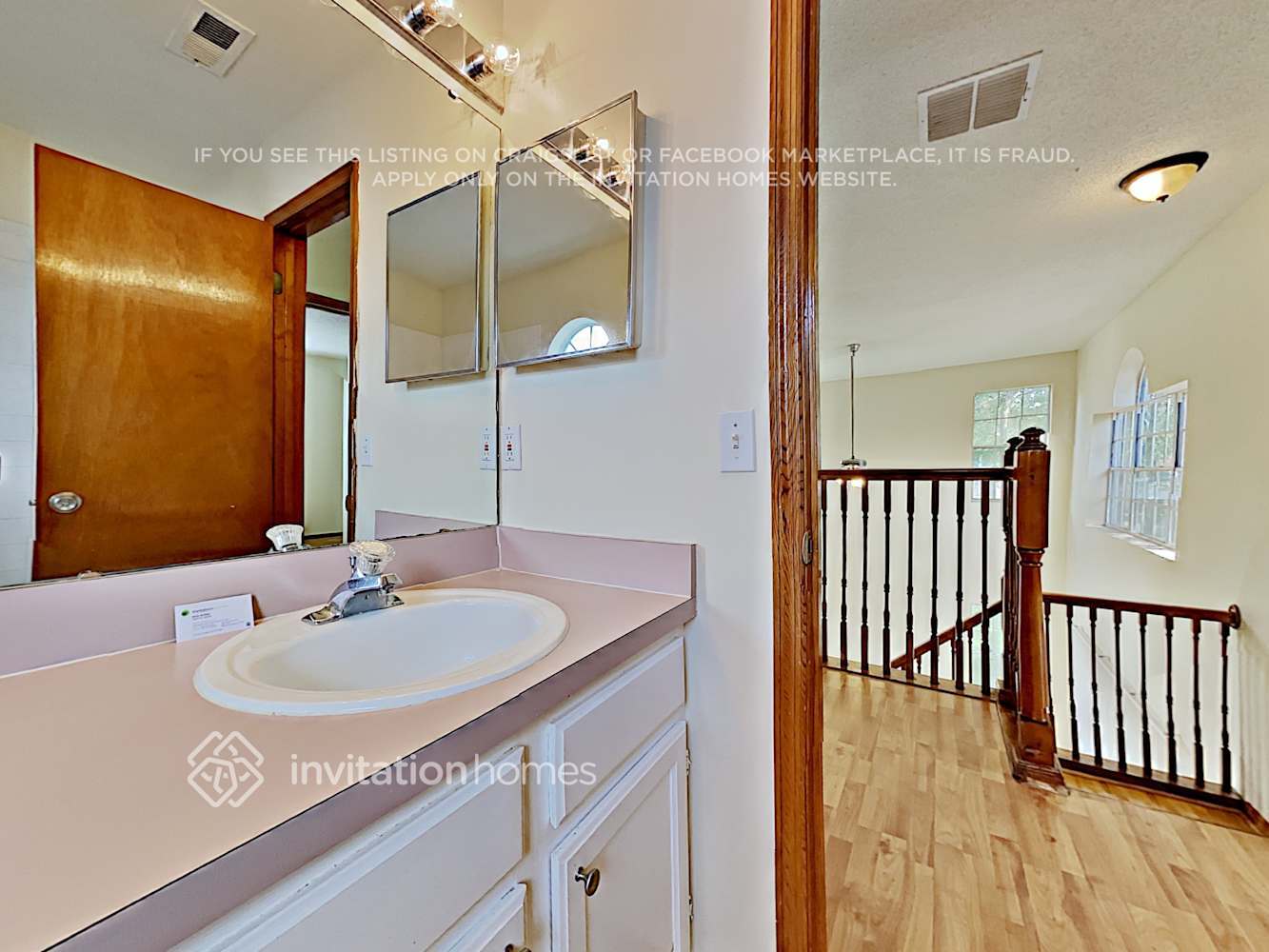 Building Photo - 1603 Chatham Cir