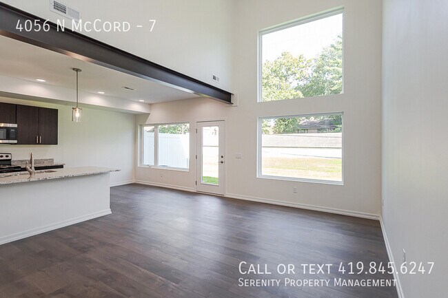 Building Photo - 4056 N McCord-7