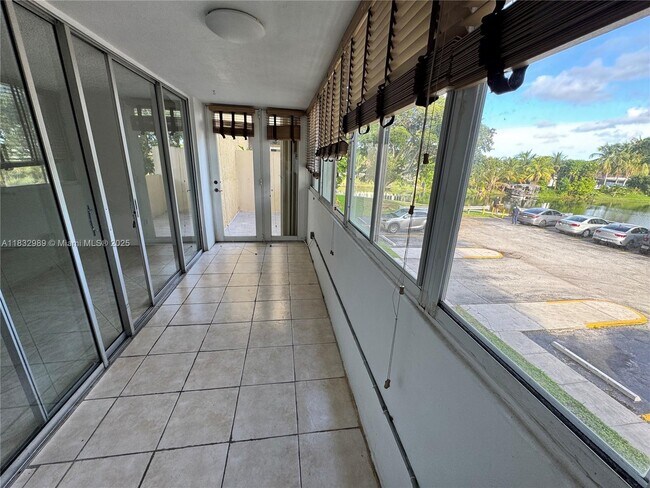 Building Photo - 6861 SW 147th Ave