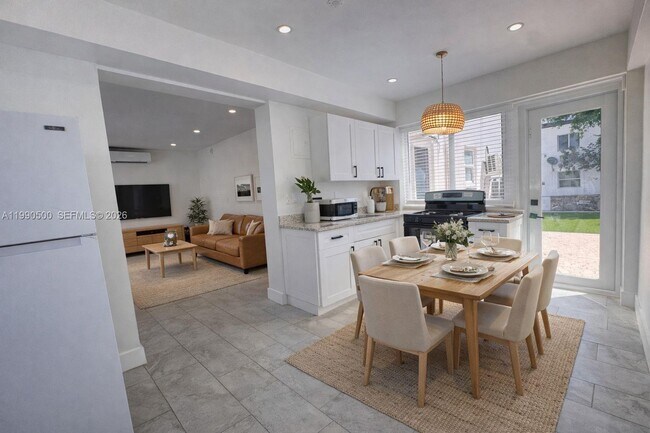 Building Photo - 7735 Byron Ave