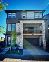 Building Photo - 15755 W Girard Ave