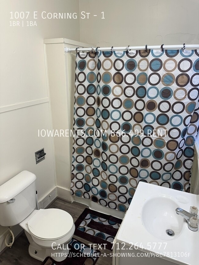 Building Photo - 1007 E Corning St