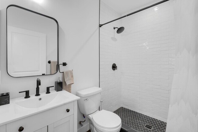 Building Photo - 11106 Saragosa St