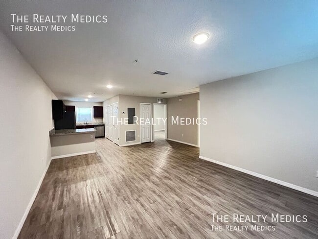 Building Photo - 41 Juniper Pass