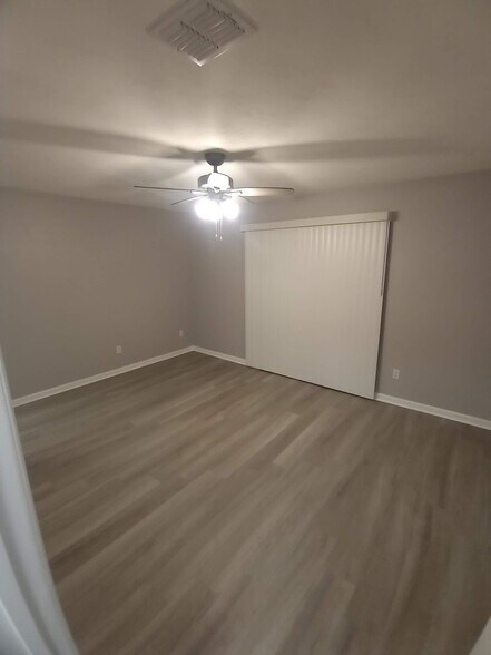 Building Photo - 1518 Willow Bend Way