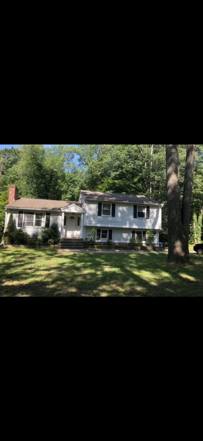 Building Photo - 351 Tunxis Ave