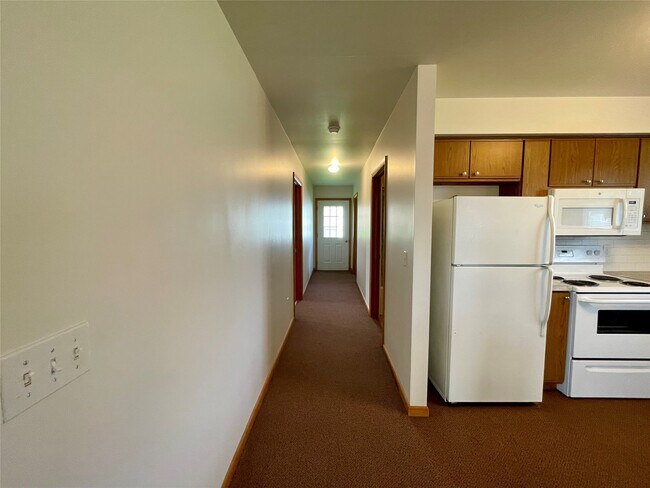 Building Photo - 507 Hill Ave