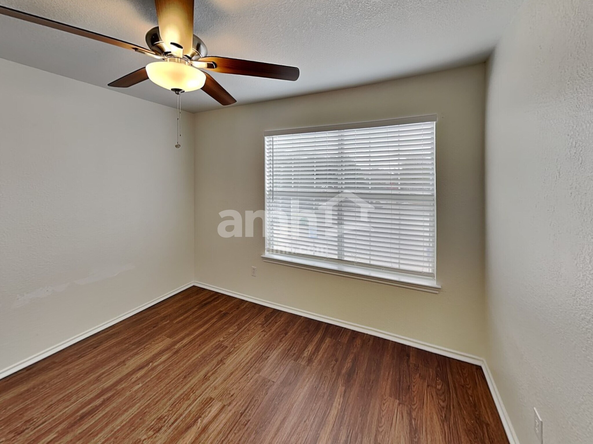 Building Photo - 1704 Gnu Gap