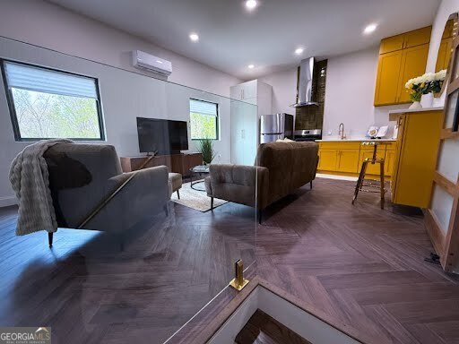 Building Photo - 3489 Vinings N Way