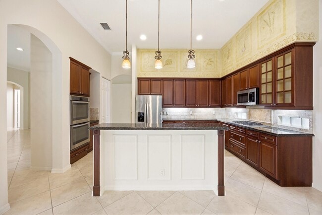 Building Photo - 195 Sedona Way