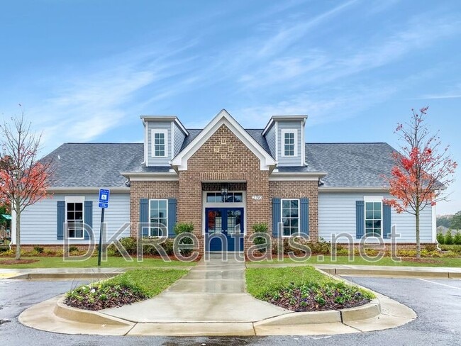 Building Photo - 2650 Quarterdeck Dr