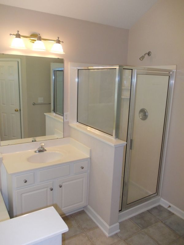 Building Photo - Beautiful Highland Creek Ranch home with 4...