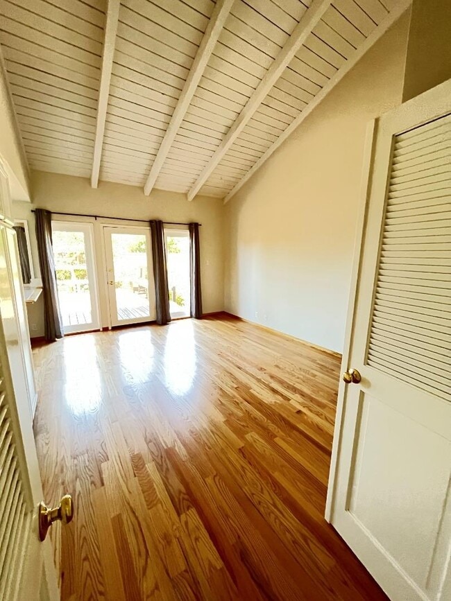 Building Photo - 2066 Touraine Ln