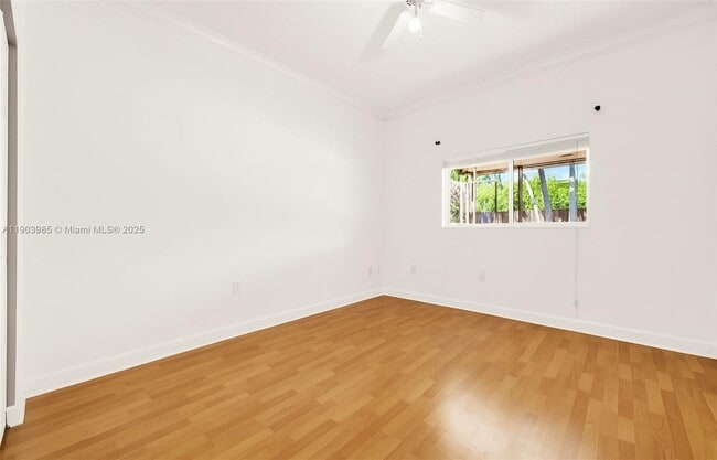 Building Photo - 13774 SW 124th Avenue Rd