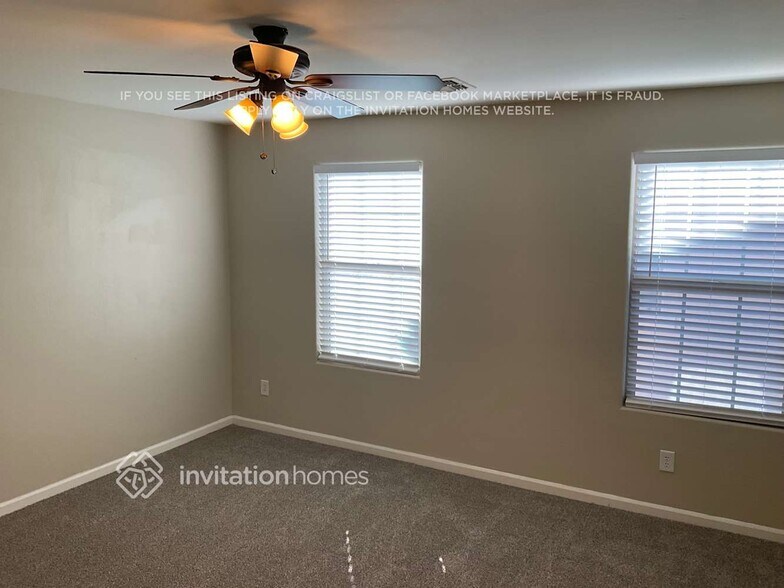 Building Photo - 1404 S Ponderosa Dr