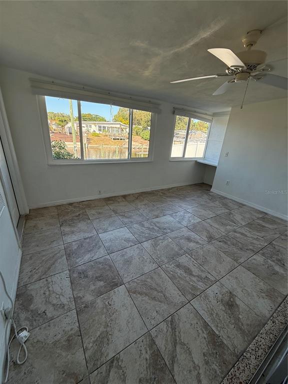 Building Photo - 404 Bryn Mawr Island