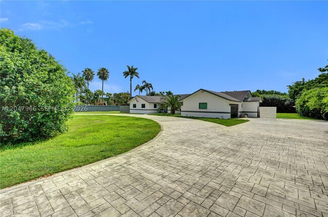 Building Photo - 22421 SW 184th Ave