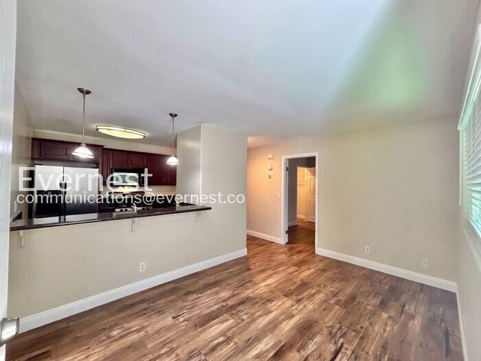Building Photo - 4540 Wilson Ave