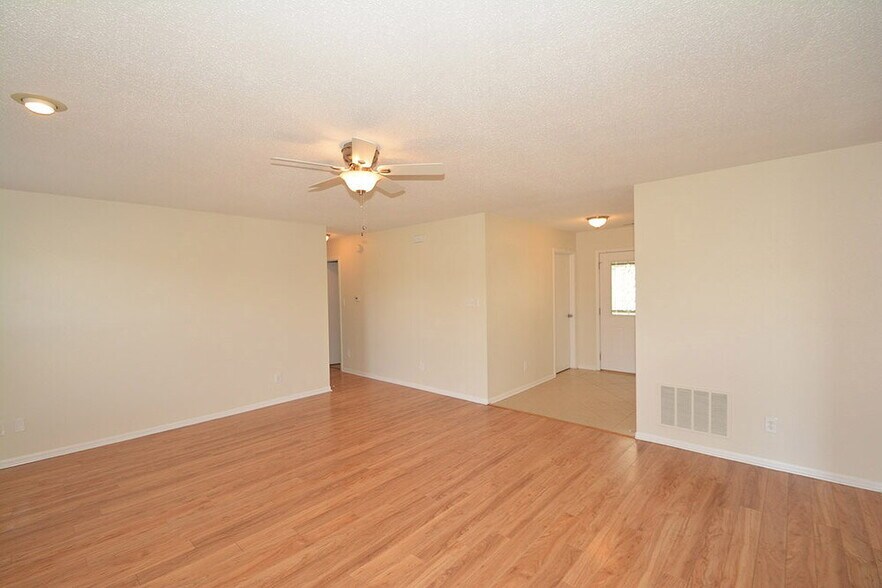 Building Photo - 7394 Tassel Ct