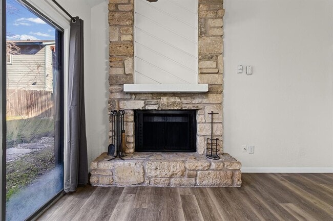 Building Photo - 1713 Cinnamon Path