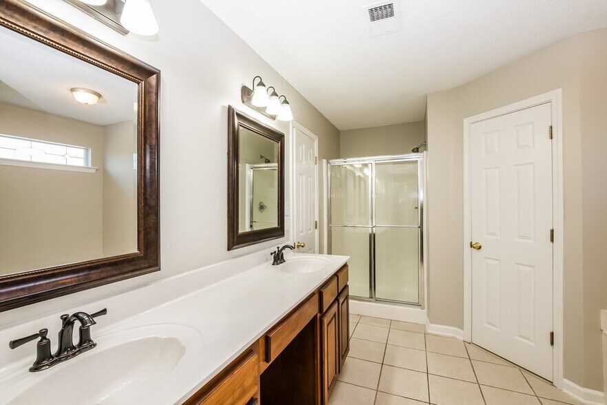 Building Photo - 5078 Mabry Ln