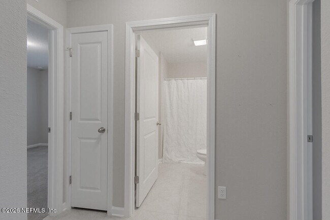 Building Photo - 4948 Big Pine Dr