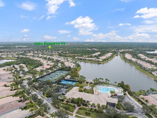 Building Photo - 4-bd,3-bth in The Isles-One Of Palmer Ranch’s Most Sought After Community