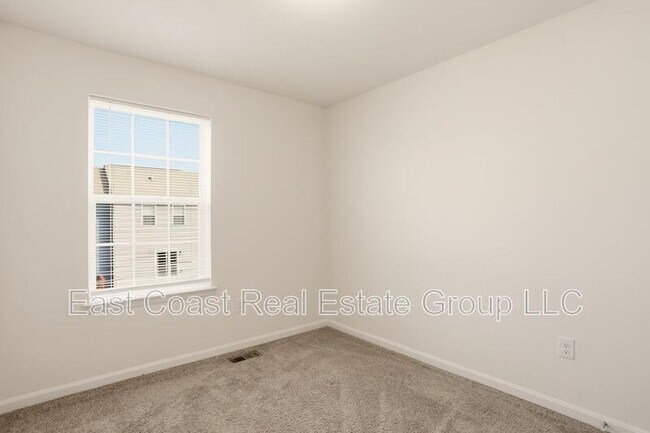 Building Photo - 202 Magellan Dr