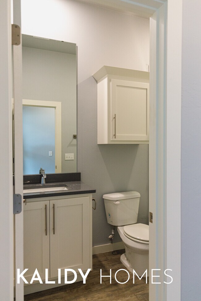 Building Photo - 512 Remington Ave