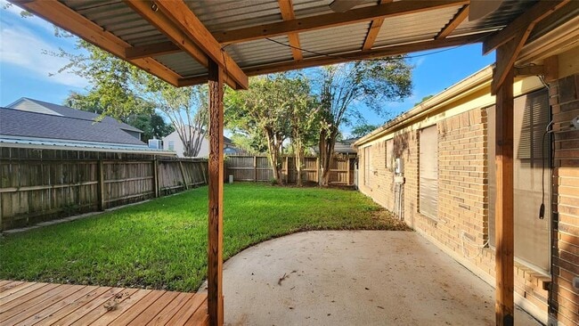 Building Photo - 4234 Heathfield Dr