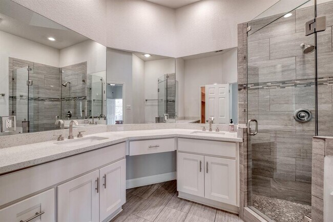 Building Photo - 3908 Edwards Mountain Dr