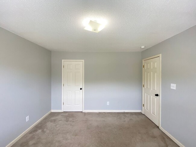 Building Photo - 5108 Ivy Trace Ct