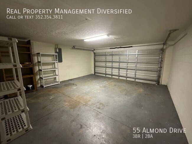 Building Photo - 55 Almond Dr