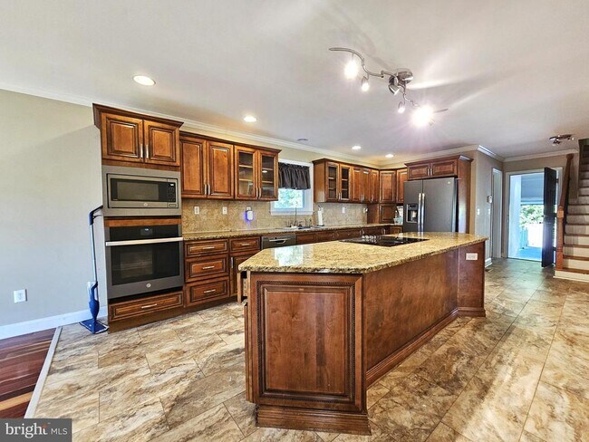 Building Photo - 5641 Scottish Highlands Cir