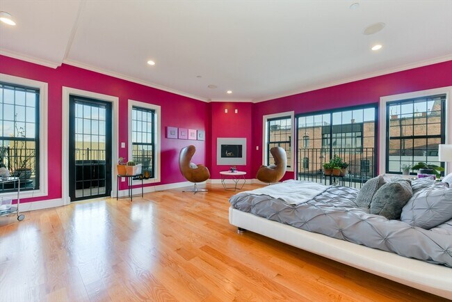 Building Photo - 350 W Broadway