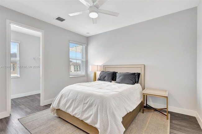 Building Photo - 4921 Pointe Midtown Way