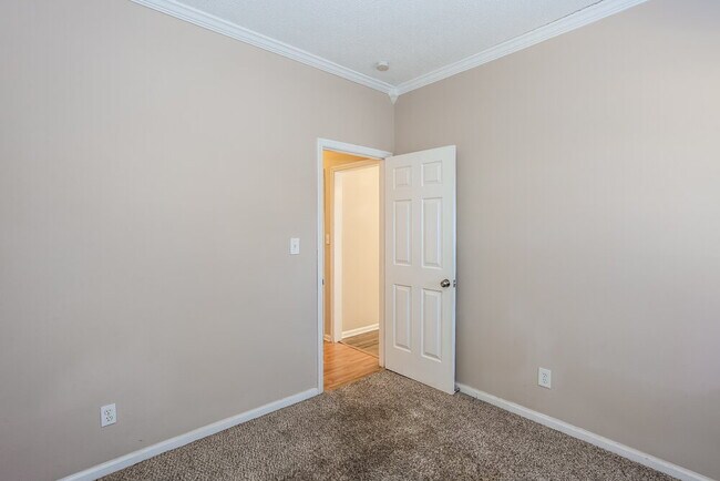 Building Photo - 13409 Baker Mills Rd