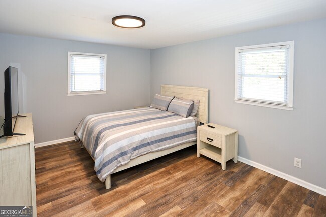 Building Photo - 6157 Orville Dr