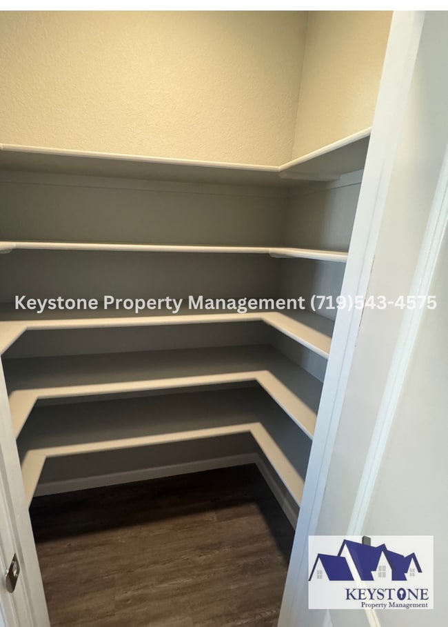 Building Photo - Gated Community - One Level Living  2 Bedr...