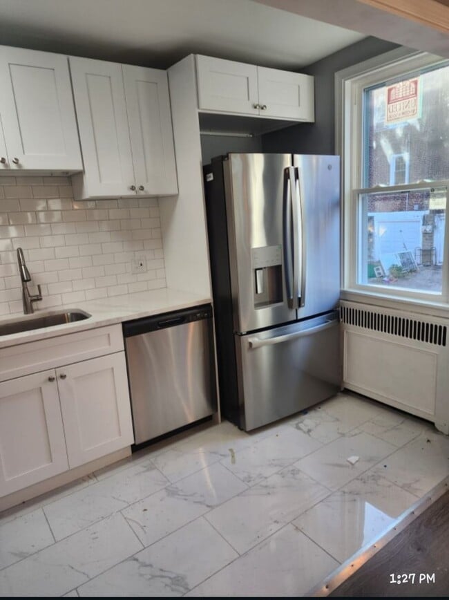 Building Photo - 4 bedroom 2.5 baths Coming Soon!