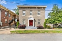 Building Photo - 504 E 6th St