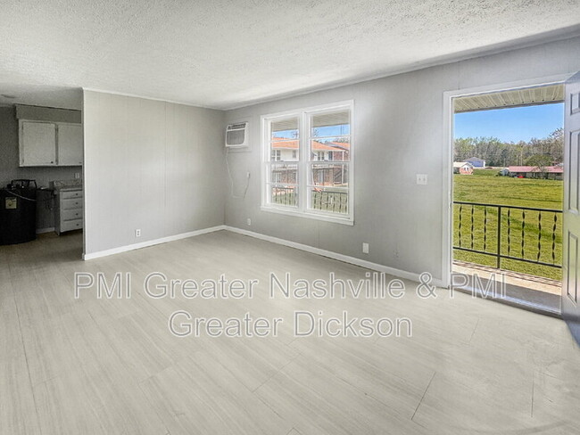 Building Photo - 542 Ashe Ave