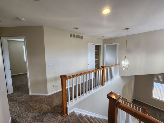 Building Photo - Great Saddle Rock Heights Home! 5 Bedroom ...
