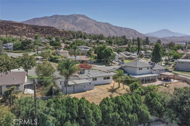 Building Photo - 3803 Piedmont Dr