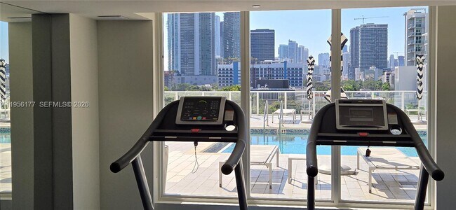 Building Photo - 4250 Biscayne Blvd